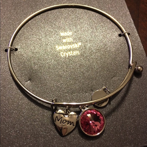 🎉SALE! "Mom" Silver Tone Swarovski Crystal Bangle - Picture 2 of 2