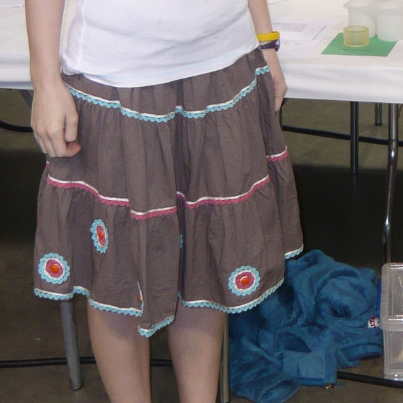 Decorated Brown Skirt - Picture 2 of 2