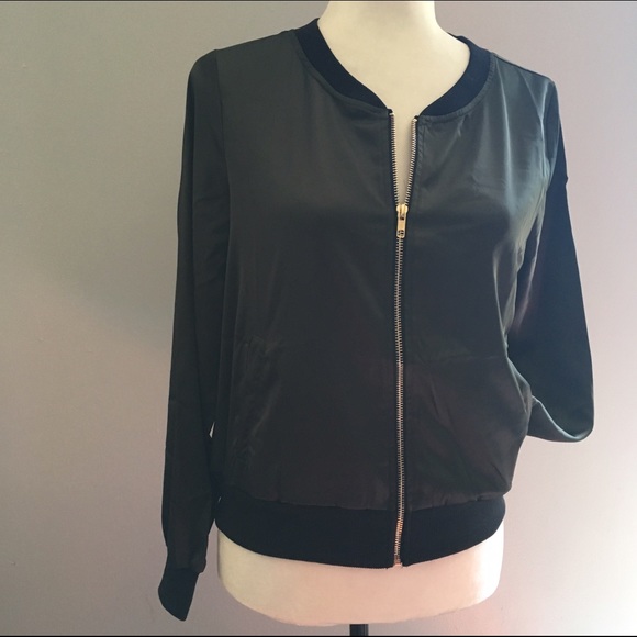 🛍 Satin Dark Olive Bomber Jacket - Picture 4 of 4