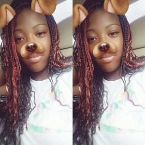 Meet your Posher, Denise