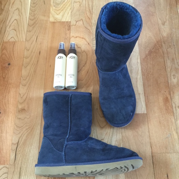 navy blue uggs on sale