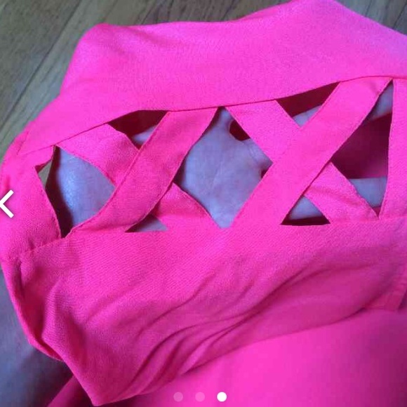 Express top🎀 - Picture 3 of 3