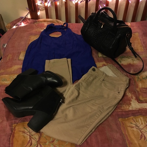 Blouse - Picture 2 of 4