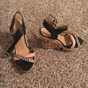 Boutique wedges