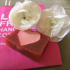 Lush Bundle! (RESERVED)