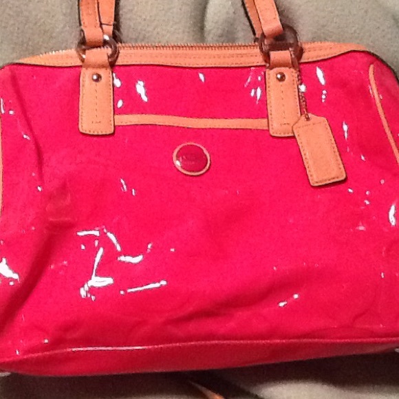 🚨🚨reduced!!!!!🚨🚨Hot pink leather coach purse
