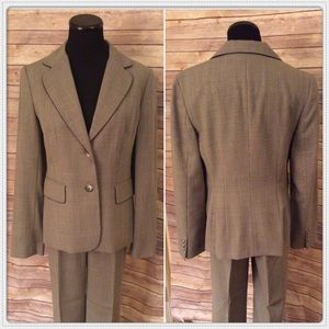 Ann Taylor 2 Piece Brown & Tan Pants Suit
