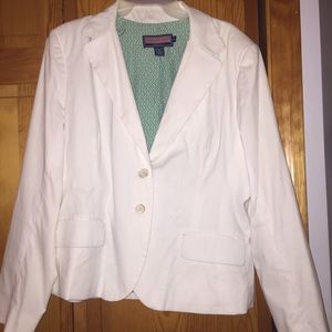 Vineyard Vines white blazer great condition!!