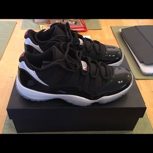 Jordan Retro 11 Lows Infrared
