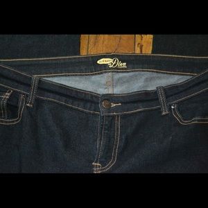 OLD NAVY THE DIVA FARK WASH 16 LONG DENIM JEANS