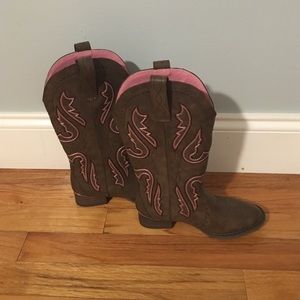 Girls size 1 cowgirl boots