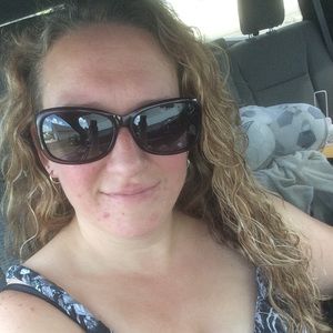 Meet your Posher, Sherry