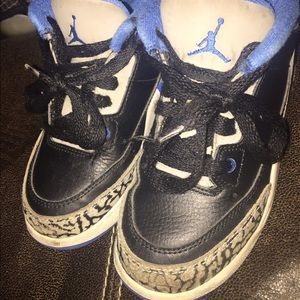 Kids Jordan's size 11