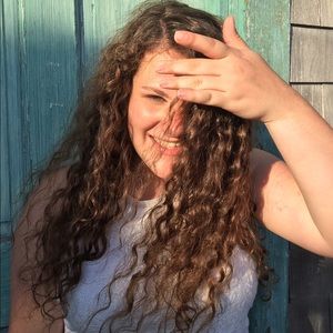 Meet your Posher, Becca