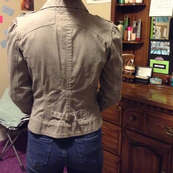 Nori jacket - Picture 3 of 3