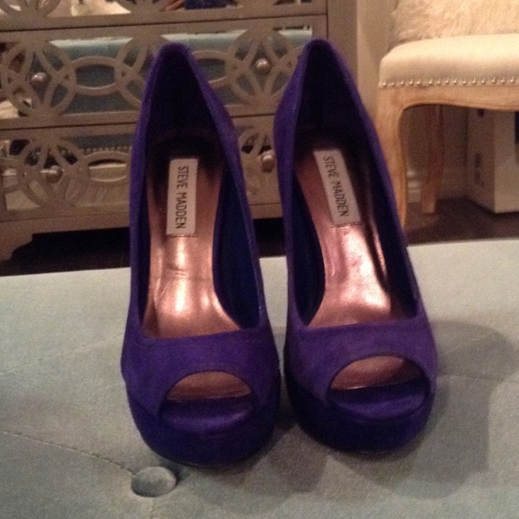 Steve Madden pumps
