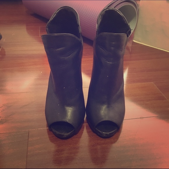 Flash sale!!! Steve Madden heels