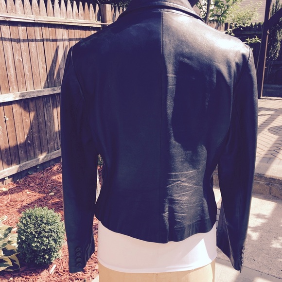 BCBG VINTAGE MAXAZRIA 100% Leather Blazer - Picture 2 of 4