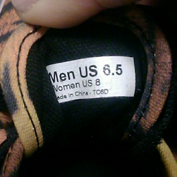 Vans - Picture 3 of 3