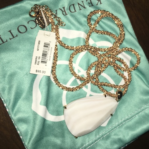 NWT Sandra