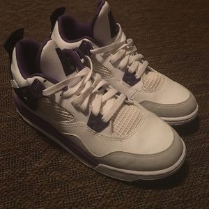 Jordan 4's