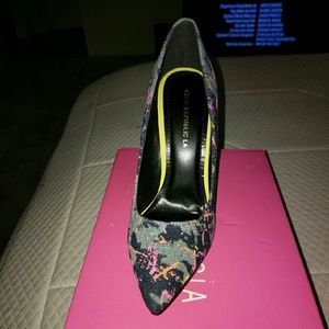 Dark denim paint splattered heels