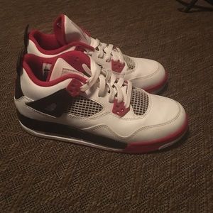 Jordan 4's