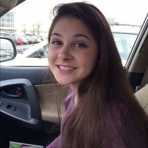 Meet your Posher, Mallory