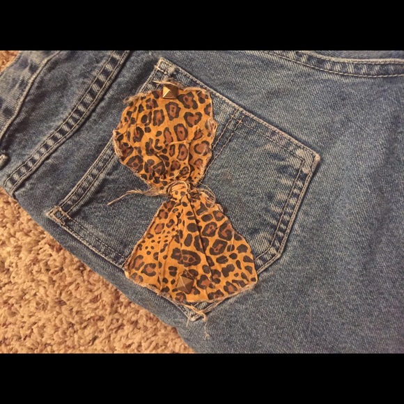 High waist detailed denim shorts - XS - Picture 3 of 4