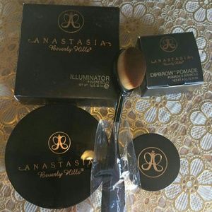 Bundle of anastasia illuminator and eyebrow dip