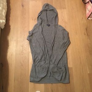 American Eagle grey knit cardigan