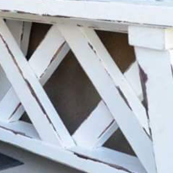 Meet your Posher, Lindsay - Picture 1 of 1