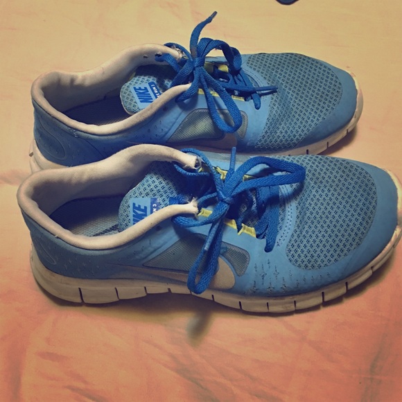 🎉🎉sale!!🎉🎉Nike free run 3