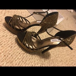 Black and Gold studded size 10 Steve Madden shoes