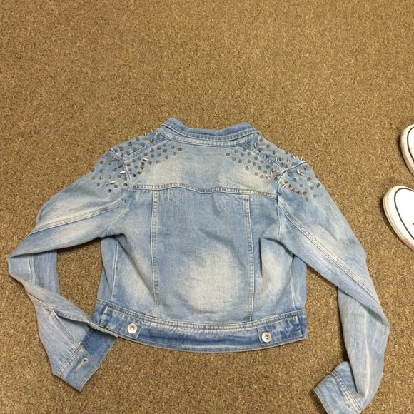 Denim jacket - Picture 2 of 4