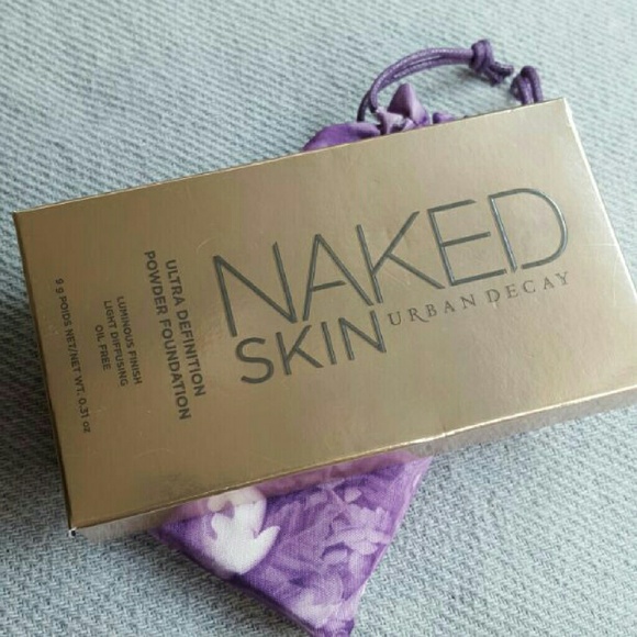 Urban Decay-Ultra definition Powder Foundation NIB