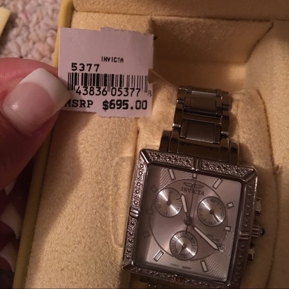 Authentic ladies Invicta watch new - Picture 2 of 4
