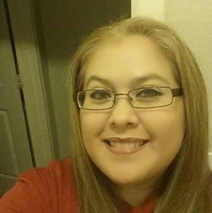 Meet your Posher, Clarissa