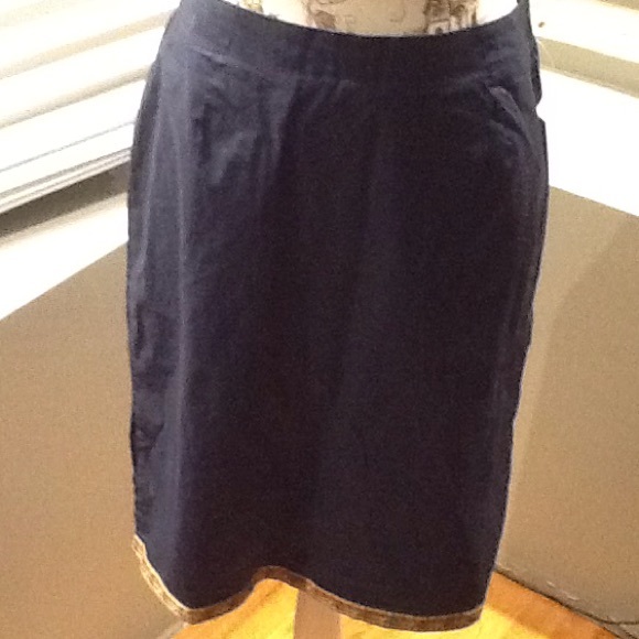 NEW GAP SKIRT