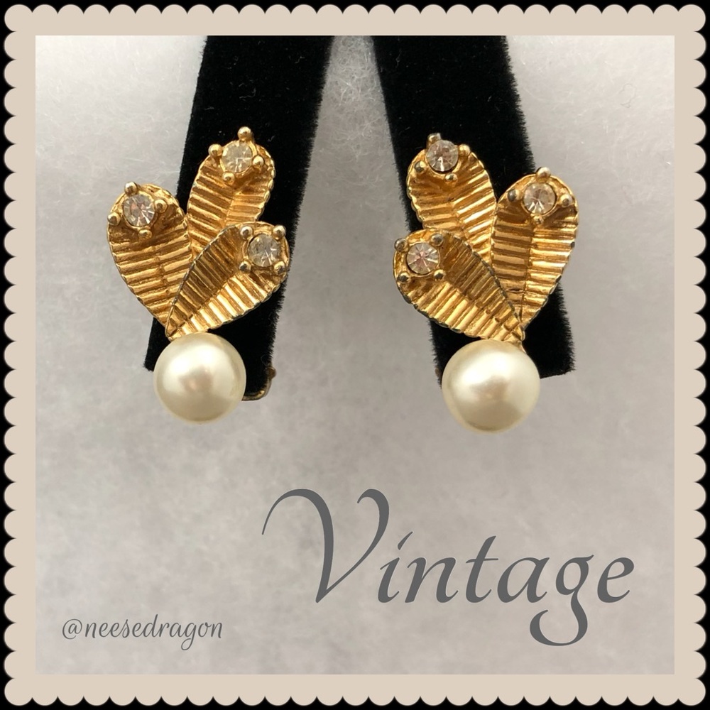 VTG Marvella Clip-on Earrings