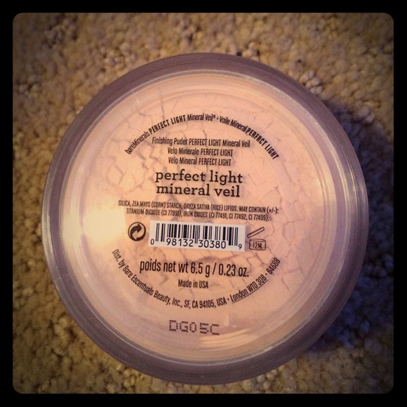 bareMinerals Mineral Veil
