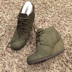 green wedge boots