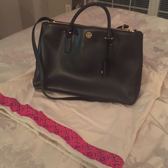 Tory burch Robinson large zip tote