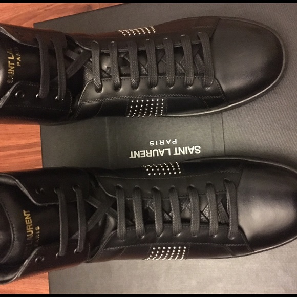 Saint Laurent Wolly sneakers.