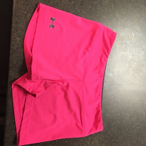 Under Armour heat gear shorts. Great condition!
