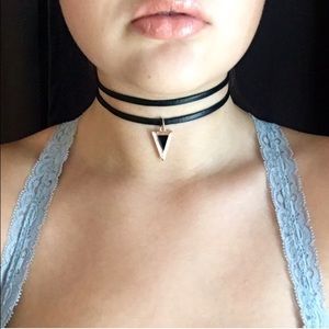 Geometric Double Banded Choker