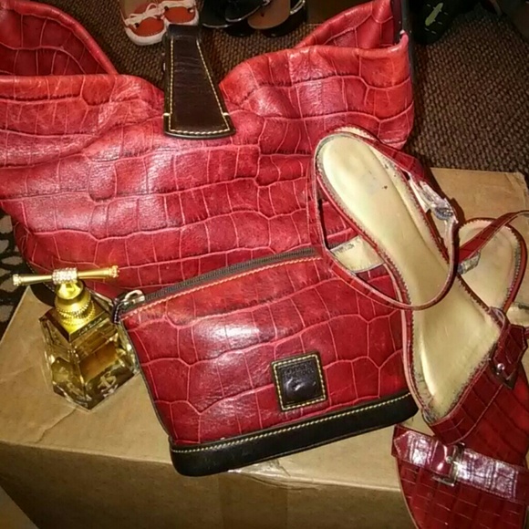 Authentic Dooney and Bourke DONATED - Picture 4 of 4