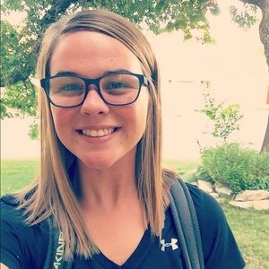 Meet your Posher, Chrystal