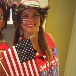 Meet your Posher, Georgeann