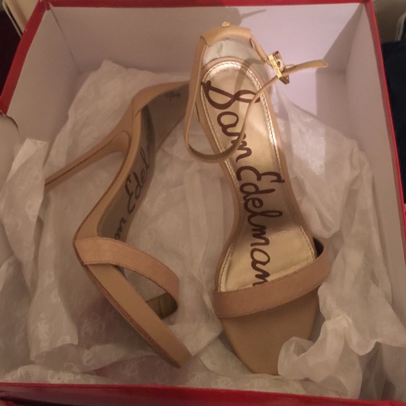 Sam Edelman Strappy tan Heels 7.5